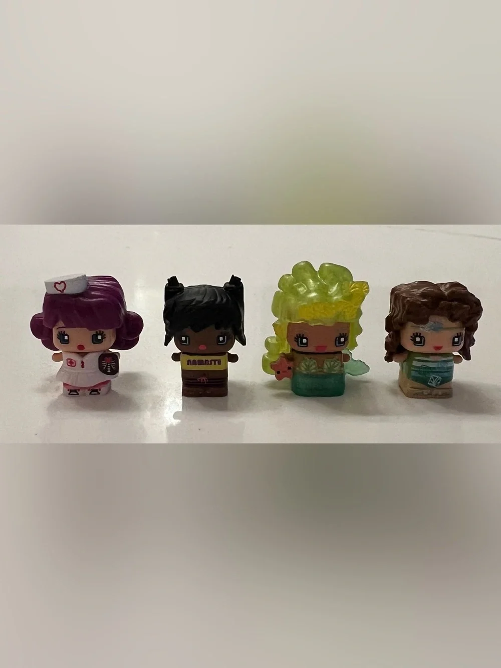 My Mini MixieQ's Collectible Mini Figures